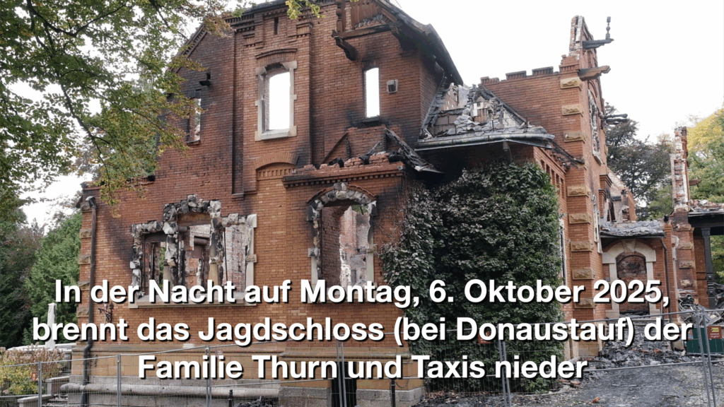 Die Freiheitstrychler Deutschland besuchen das am 6. Oktober 2025 völlig ausgebrannte alte Jagdschloss der Familie Thurn und Taxis